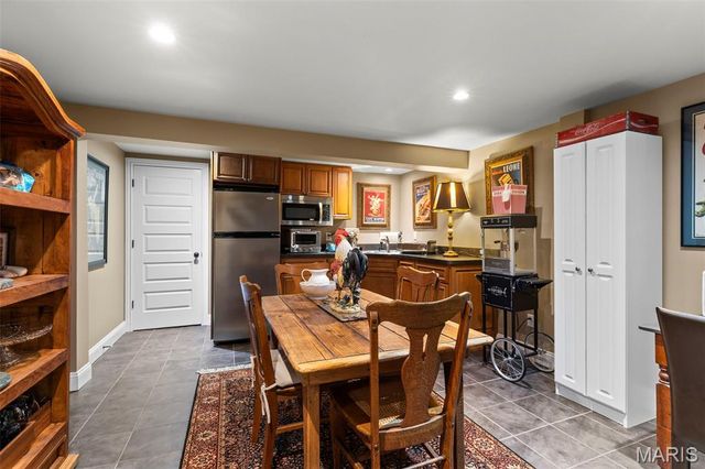 2029 Cedarmill Drive, Chesterfield, MO 63017