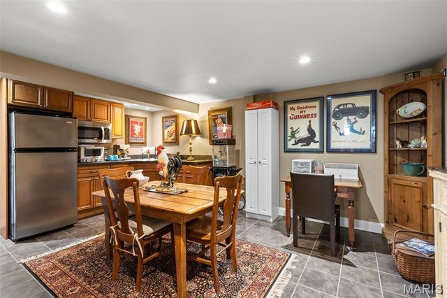 2029 Cedarmill Drive, Chesterfield, MO 63017