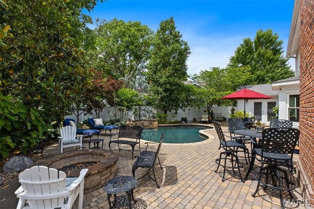 2029 Cedarmill Drive, Chesterfield, MO 63017