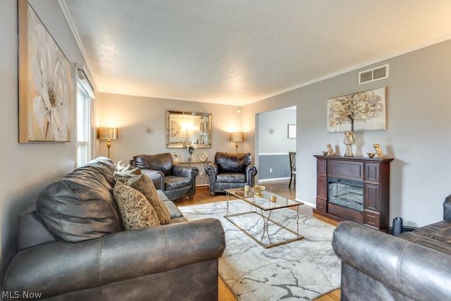 6895 Grant Drive, Westfield Center, OH 44251