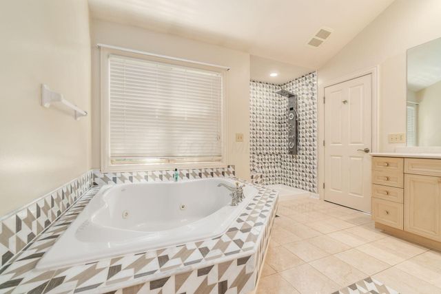 5194 Augusta Drive, Westerville, OH 43082