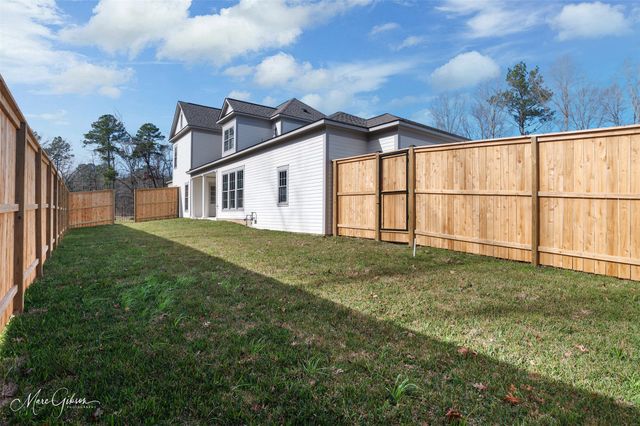 2101 Pecan Sq Avenue, Shreveport, LA 71106