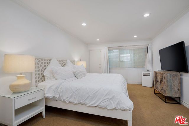 2101 Ocean Avenue 3, Santa Monica, CA 90405