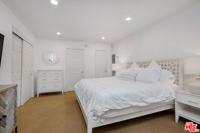 2101 Ocean Avenue 3, Santa Monica, CA 90405