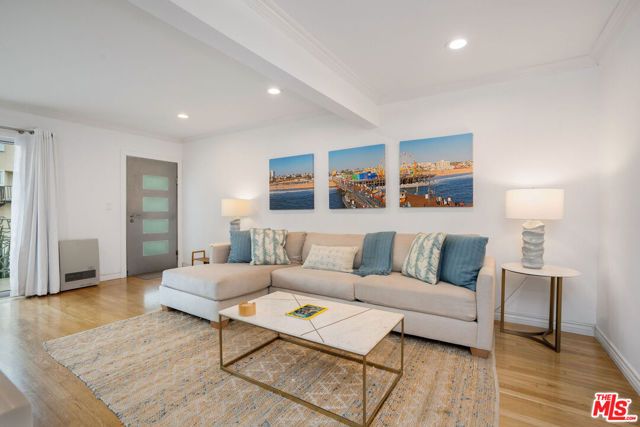 2101 Ocean Avenue 3, Santa Monica, CA 90405