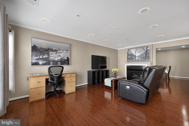 15258 ROSEMONT MANOR DR, Haymarket, VA 20169