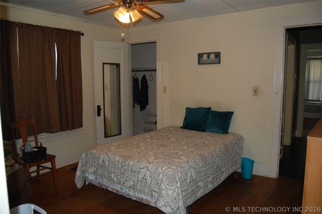 605 W Cummings Street, Henryetta, OK 74437