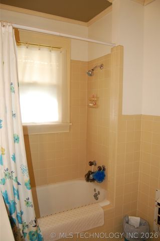 605 W Cummings Street, Henryetta, OK 74437