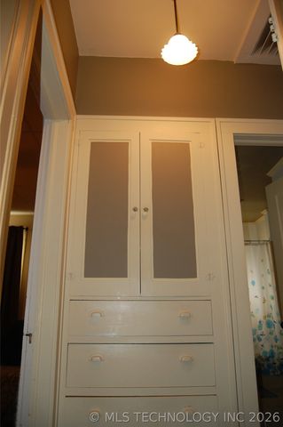 605 W Cummings Street, Henryetta, OK 74437