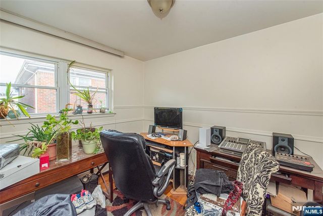 233 9th Street, Fairview, NJ 07022
