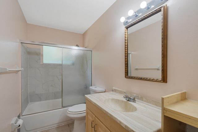 6195 7th Street, Vero Beach, FL 32968