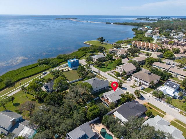 1907 GULF BEACH BOULEVARD, Tarpon Springs, FL 34689