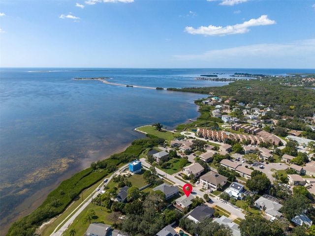 1907 GULF BEACH BOULEVARD, Tarpon Springs, FL 34689