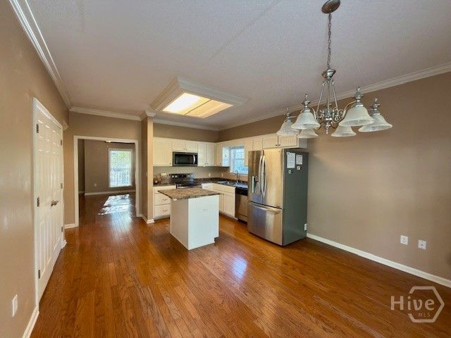 145 Brisbon Hall Drive, Richmond Hill, GA 31324