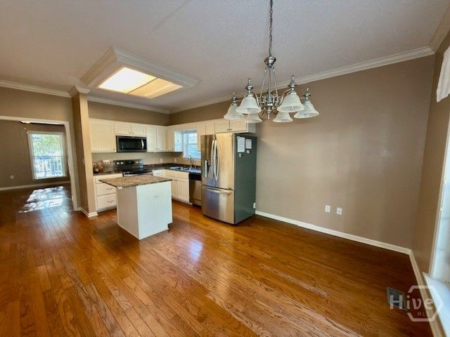 145 Brisbon Hall Drive, Richmond Hill, GA 31324