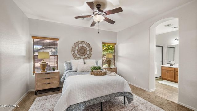 1374 W ALDER Road, San Tan Valley, AZ 85140