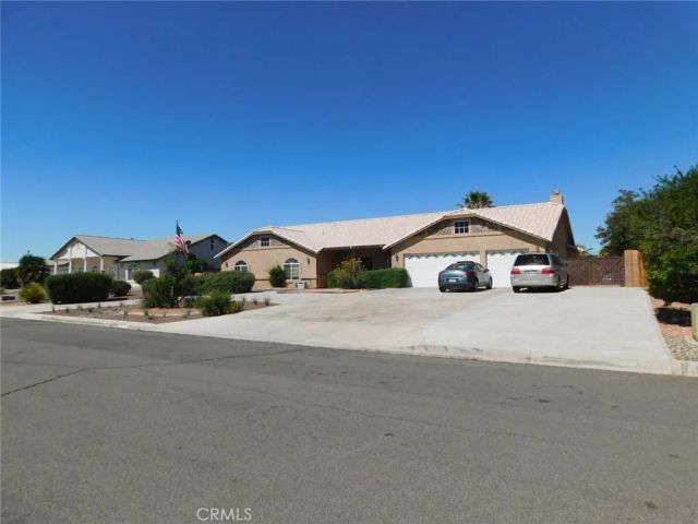 12720 Yorkshire Drive, Apple Valley, CA 92308