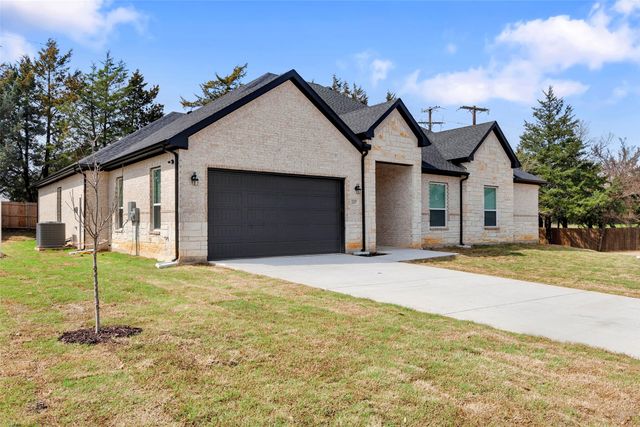 2217 S Peachtree Court, Denison, TX 75020