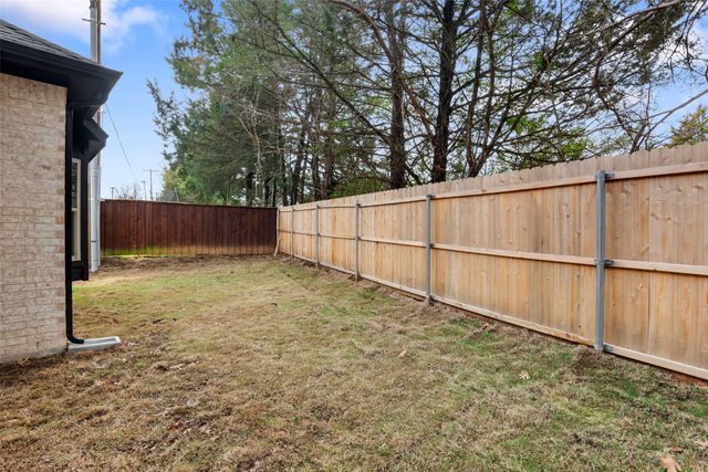 2217 S Peachtree Court, Denison, TX 75020