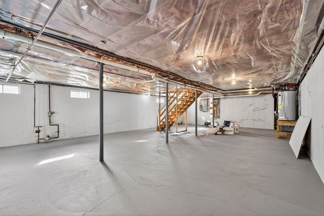 159 Pine St, Manchester, MA 01944