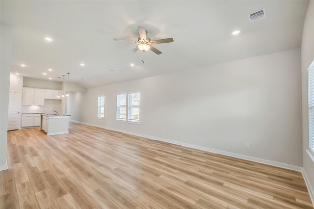 1203 Wildflower Way Drive, Beasley, TX 77417