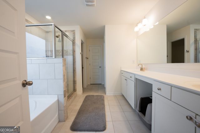 1221 Hawthorne Circle, Madison, GA 30650