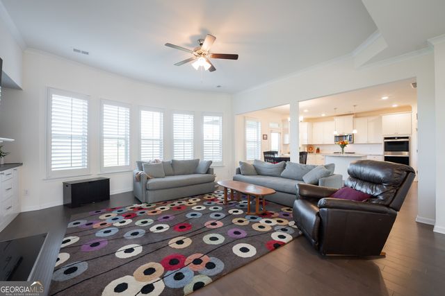 1221 Hawthorne Circle, Madison, GA 30650