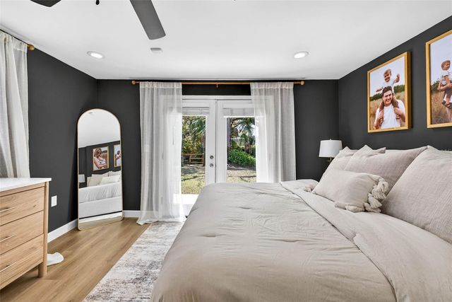 406 W FLORA STREET, Tampa, FL 33604