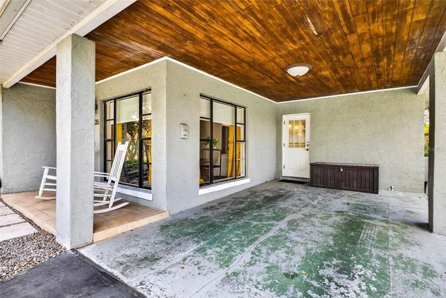 406 W FLORA STREET, Tampa, FL 33604