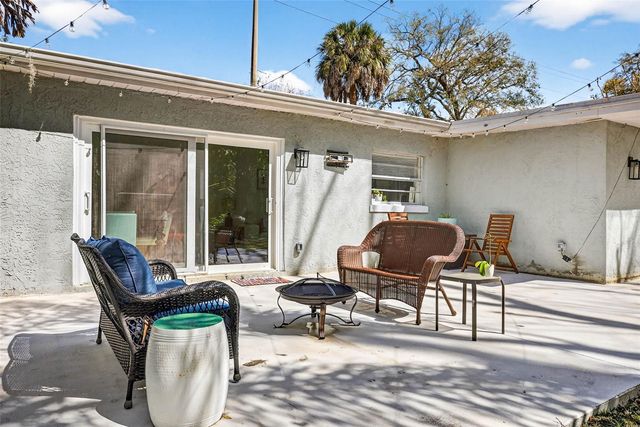 406 W FLORA STREET, Tampa, FL 33604