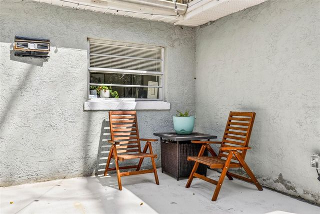 406 W FLORA STREET, Tampa, FL 33604