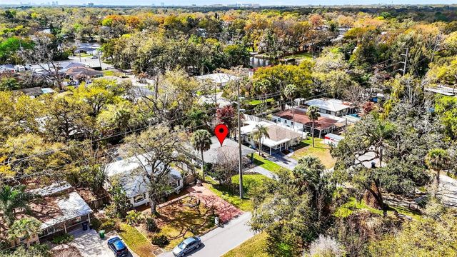 406 W FLORA STREET, Tampa, FL 33604