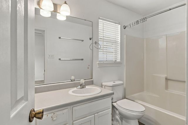 1015 Shelly Drive, Keene, TX 76031