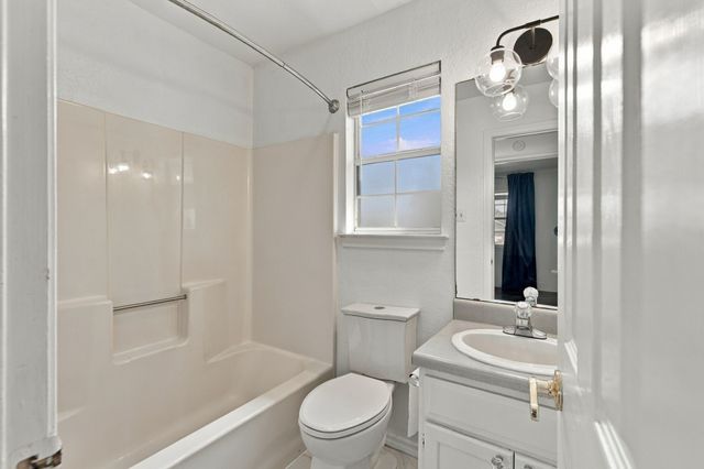 1015 Shelly Drive, Keene, TX 76031