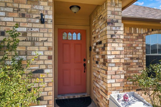 1015 Shelly Drive, Keene, TX 76031