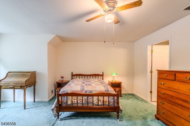 133 Town Center Dr, Warren Twp., NJ 07059