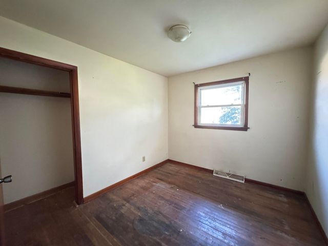 3028 Oakwood Street, Portage, IN 46368