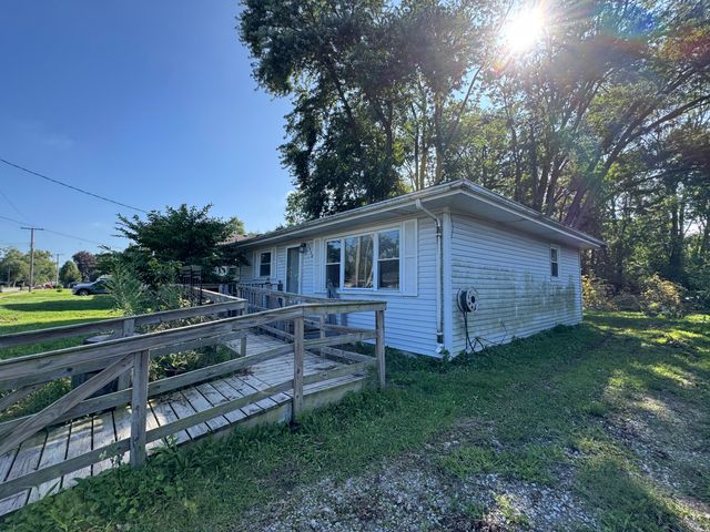 3028 Oakwood Street, Portage, IN 46368