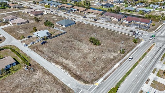 804 Gleason Pkwy, Cape Coral, FL 33914