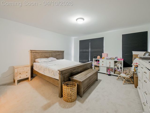 6210 S Trailwoods Drive, Ann Arbor, MI 48103