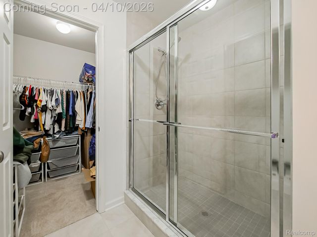 6210 S Trailwoods Drive, Ann Arbor, MI 48103