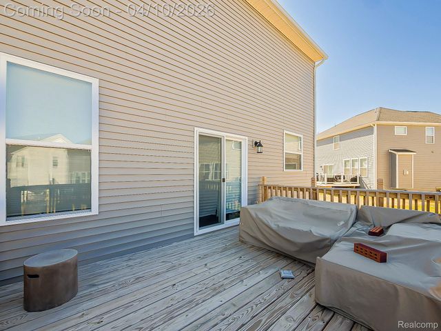 6210 S Trailwoods Drive, Ann Arbor, MI 48103