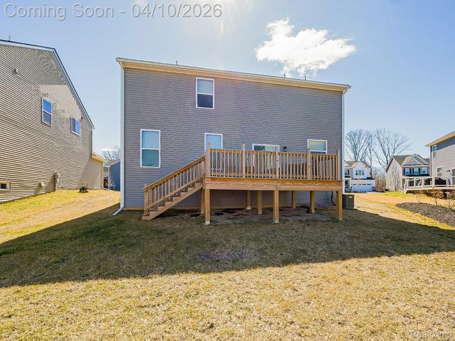 6210 S Trailwoods Drive, Ann Arbor, MI 48103