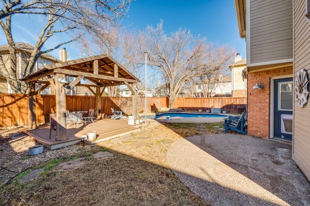 809 Glenwood Court, Mckinney, TX 75071