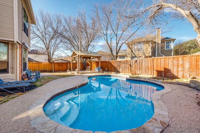 809 Glenwood Court, Mckinney, TX 75071