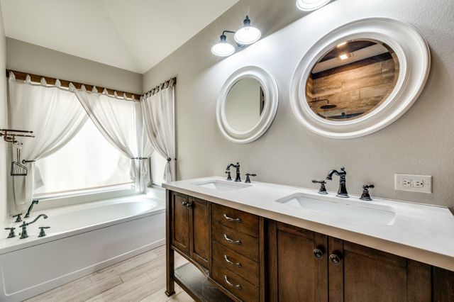 809 Glenwood Court, Mckinney, TX 75071