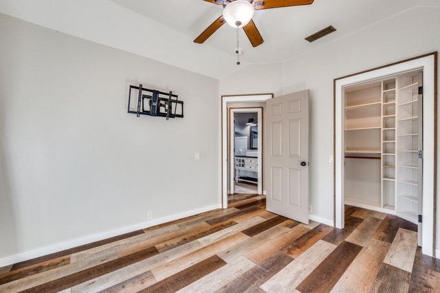 809 Glenwood Court, Mckinney, TX 75071