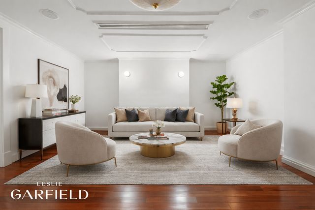 56 CHARLES Street, New York City, NY 10014