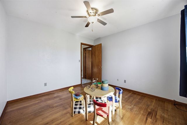123 Edgewood Road SW, Cedar Rapids, IA 52404