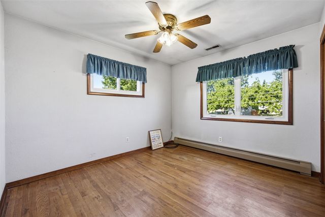 123 Edgewood Road SW, Cedar Rapids, IA 52404